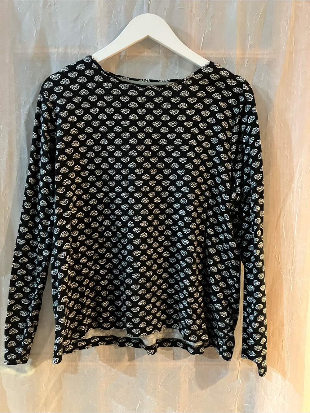 croft & barrow Black Long Sleeve Top with White Floral Motif